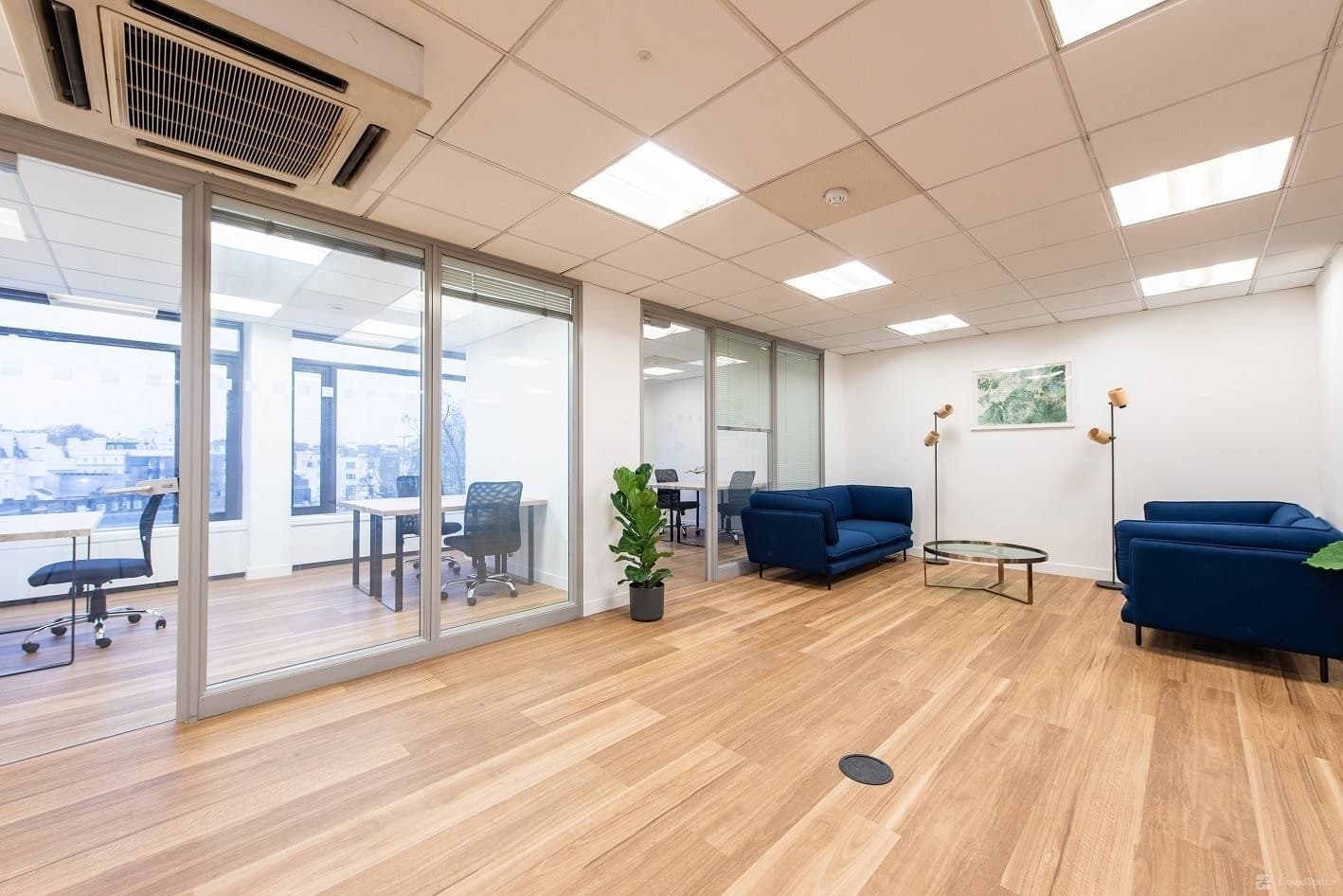 Regus Anchor Centre Dedicated Desk - 5