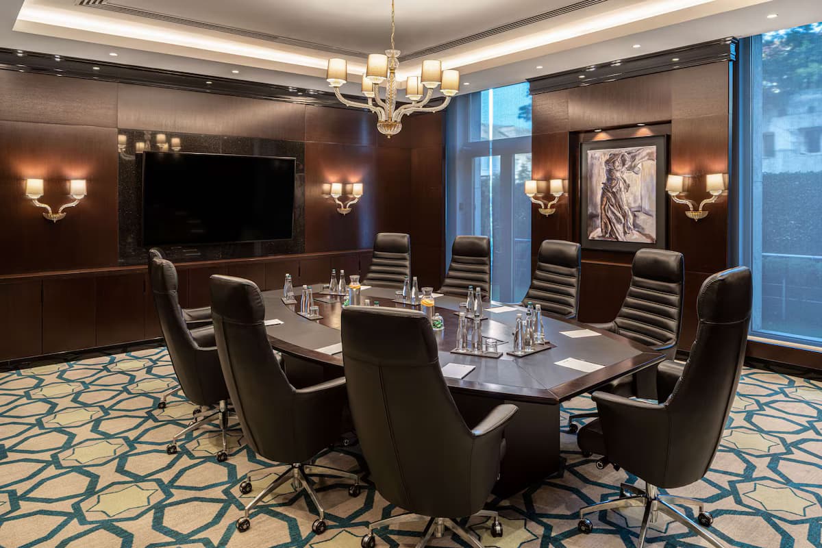 Jasmine Boardroom