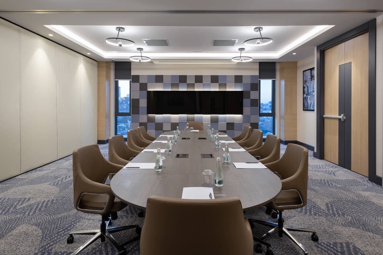 Courtyard Amber Meeting Room
