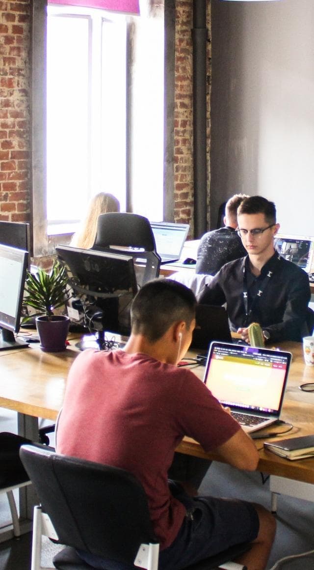 iHUB Flex Desk