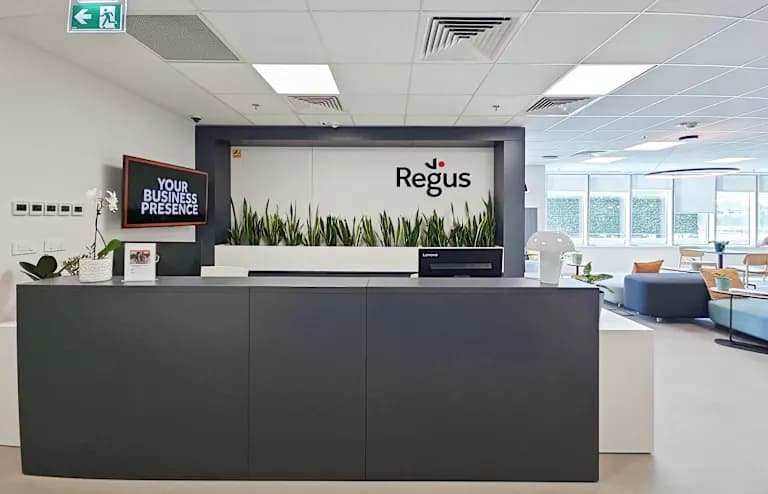 Regus City Gate Dedicated Desk