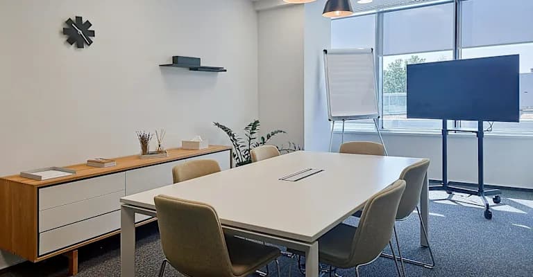Regus City Gate Meeting Room