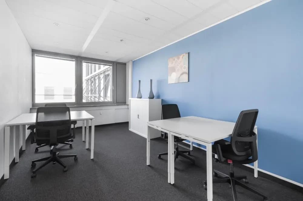 Private office 4 people