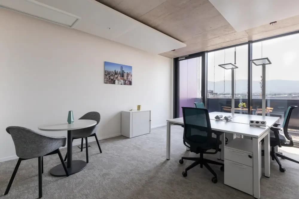 Private office 5 people