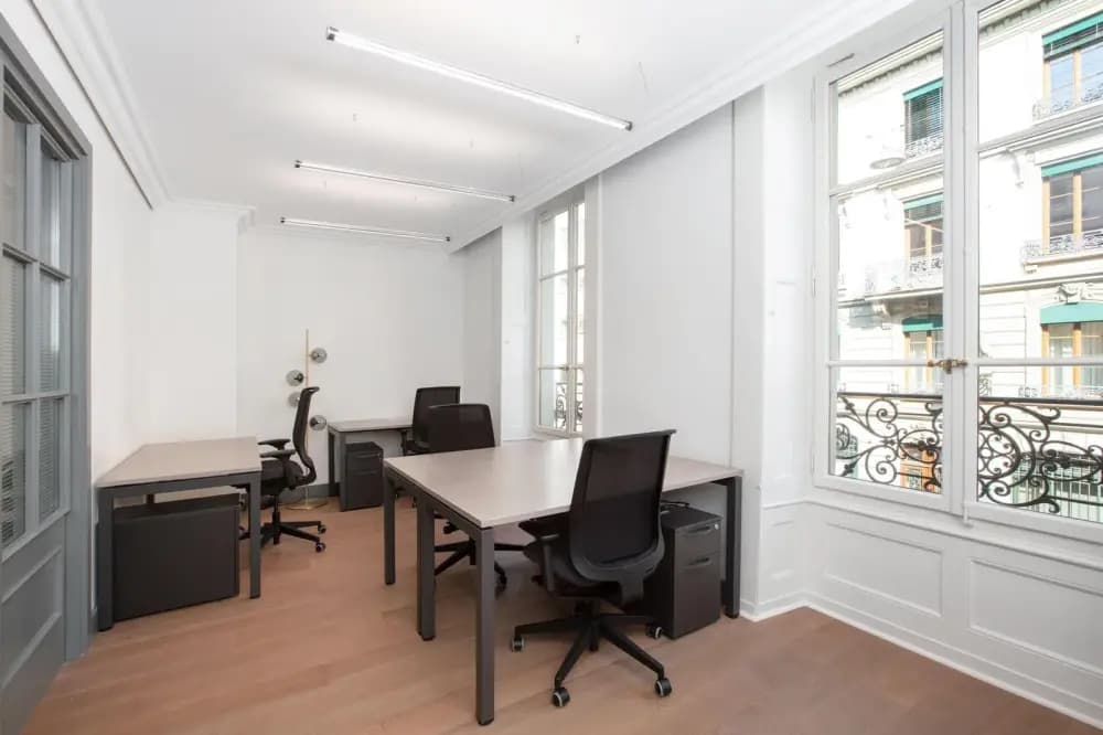 Private office 4 people