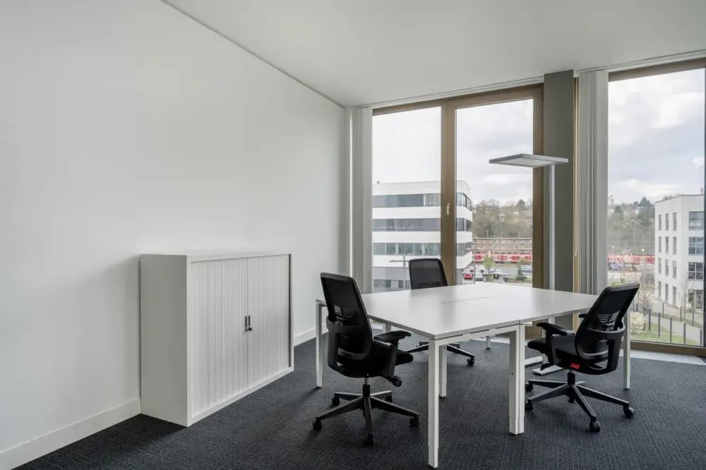 Private office 3 people