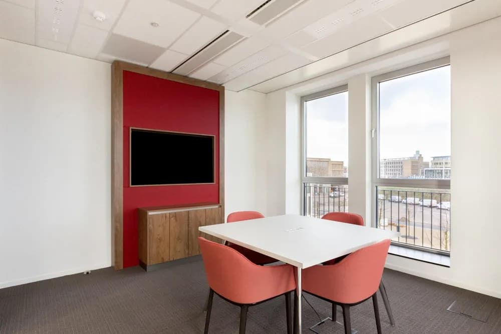 Meeting room Mirror