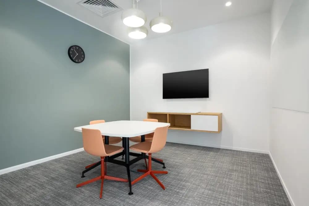 Meeting room 002