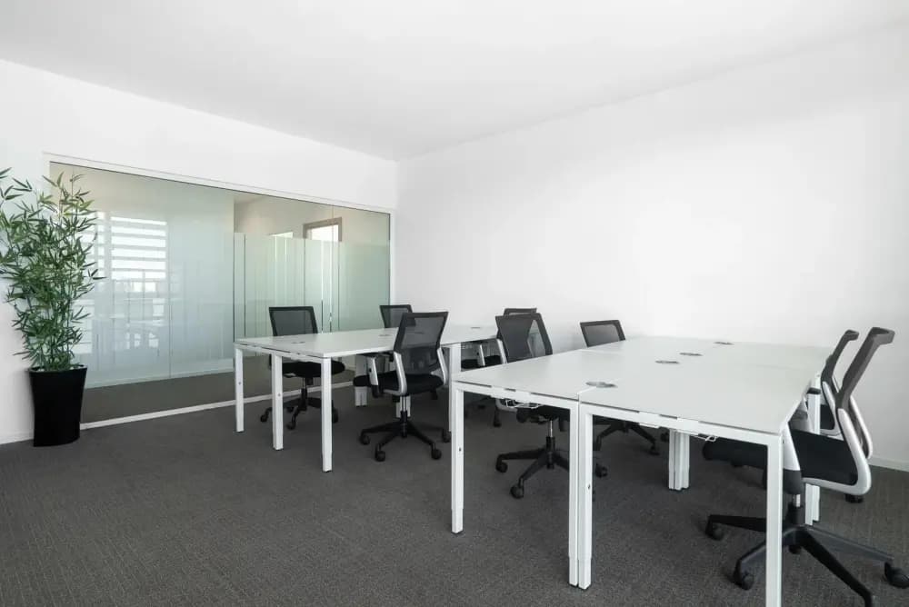 Private office 8 people