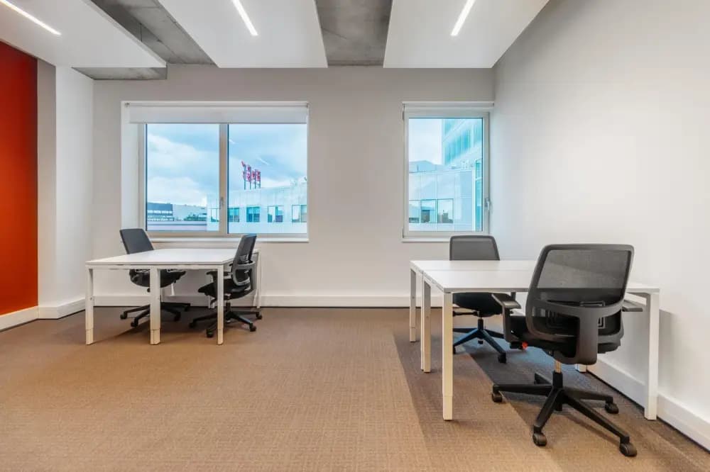 Private office 4 people