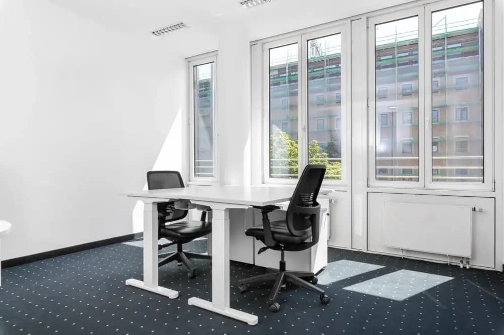 Private office 2 people