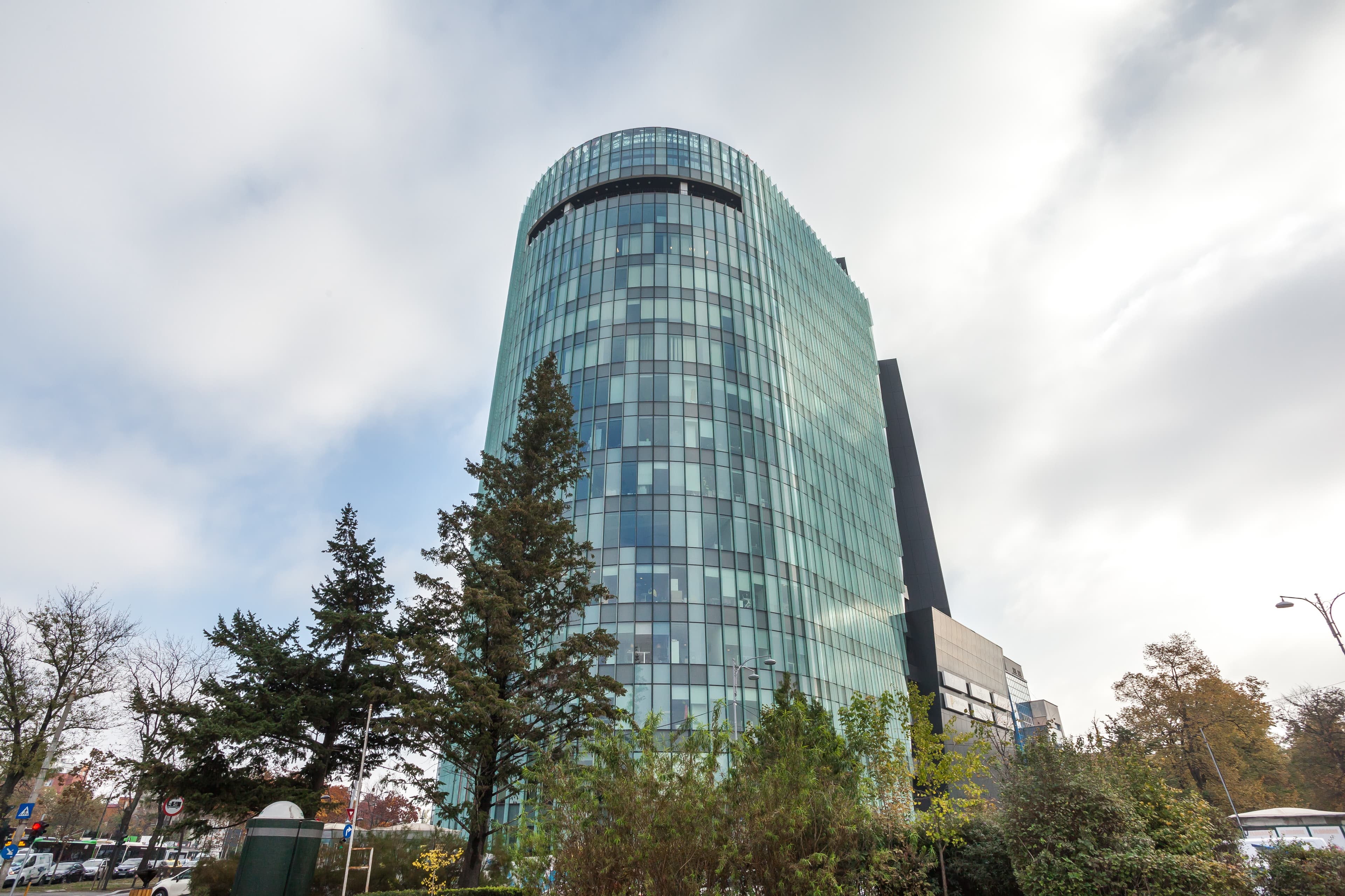 Regus Charles de Gaulle Plaza Coworking