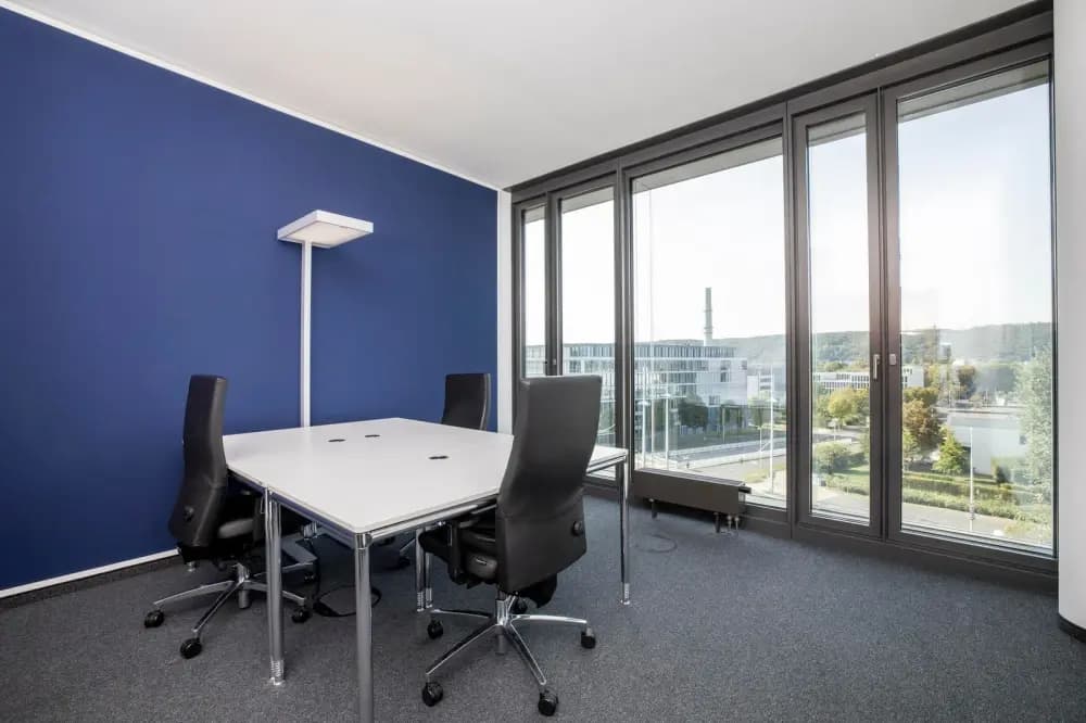 Private office 3 people