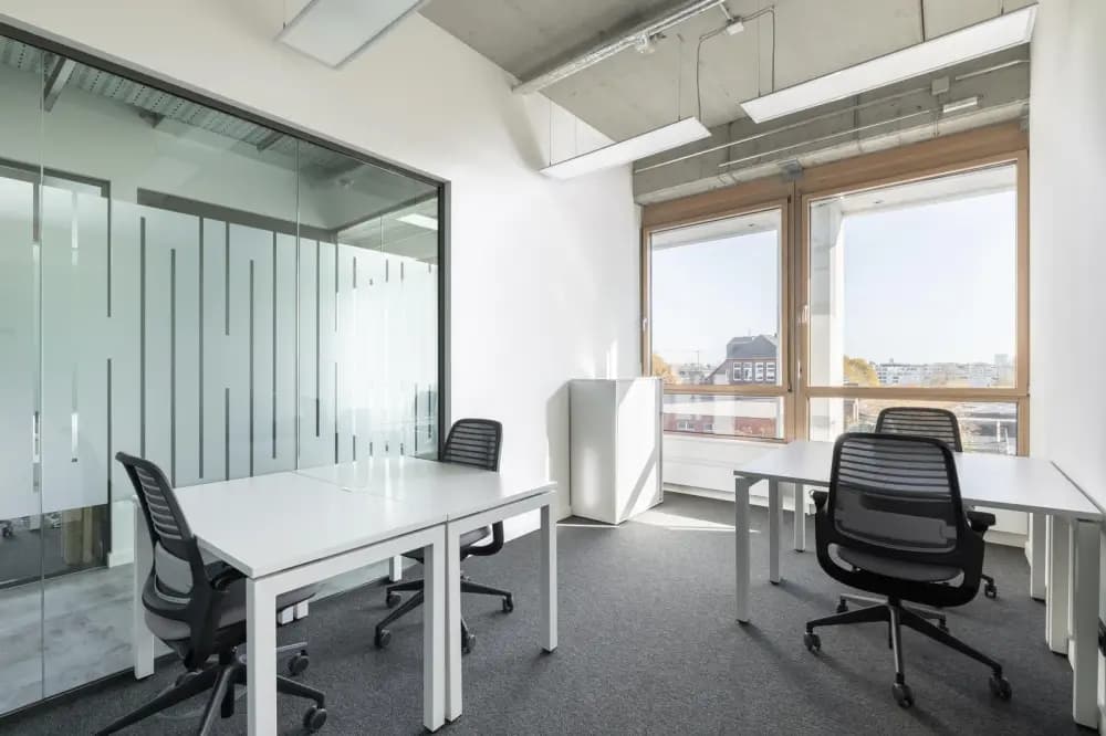 Private office 4 people