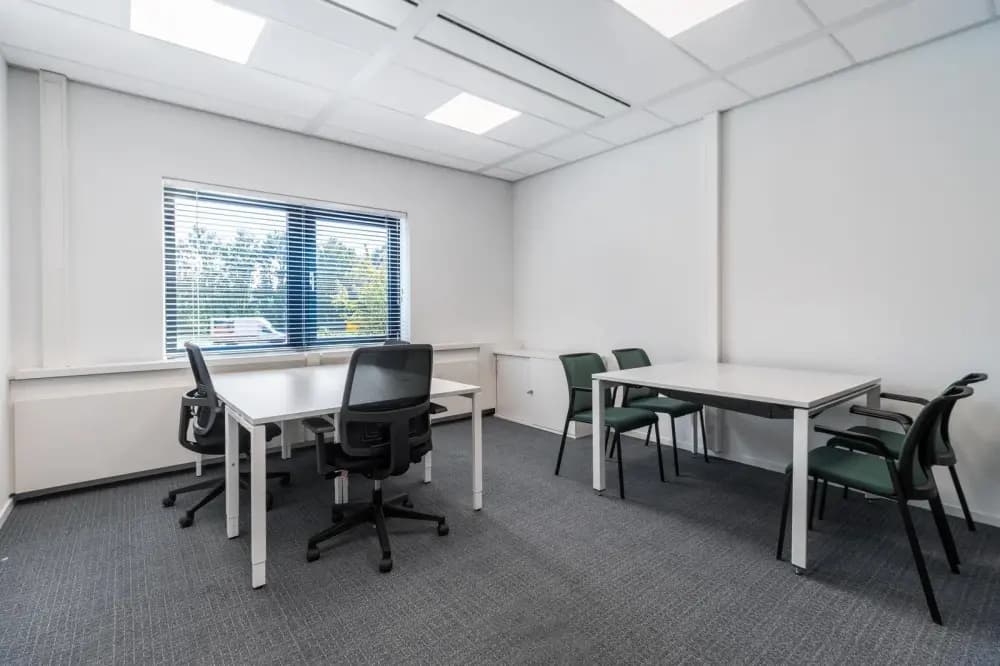 Private office 7 people