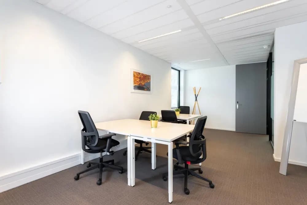 Private office 5 people