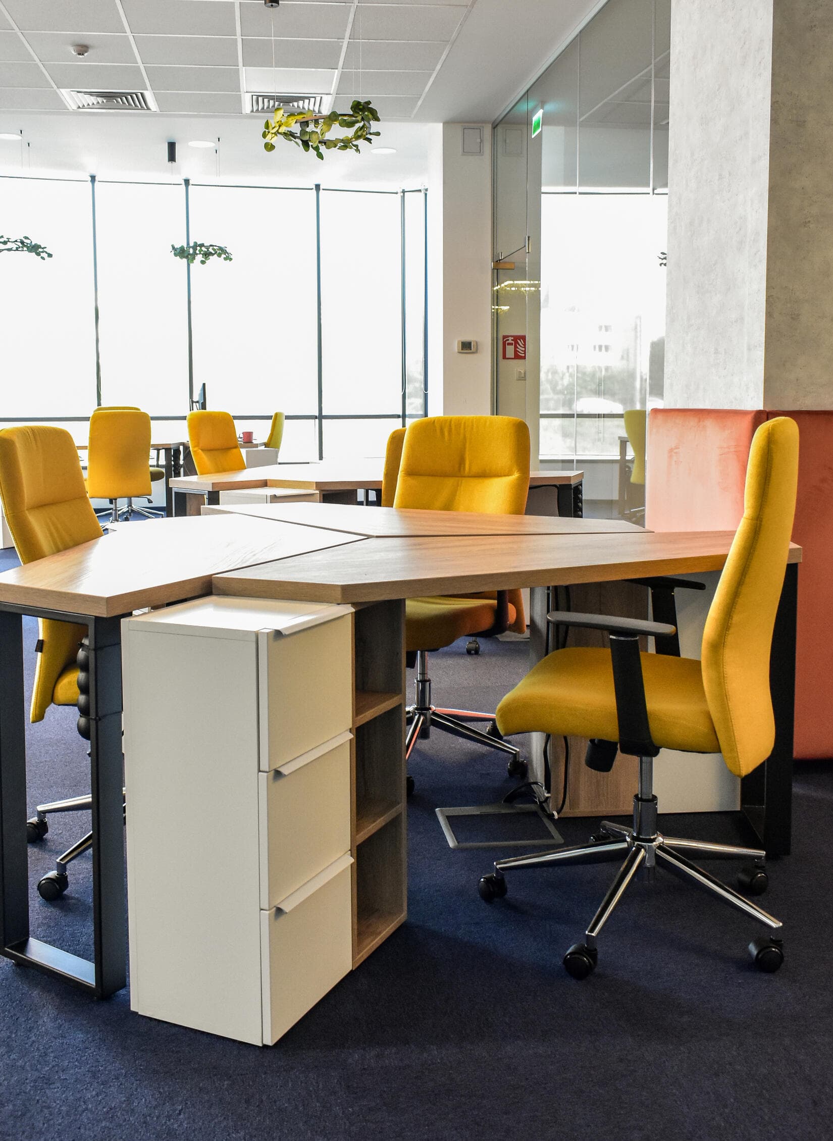 Hot Desk