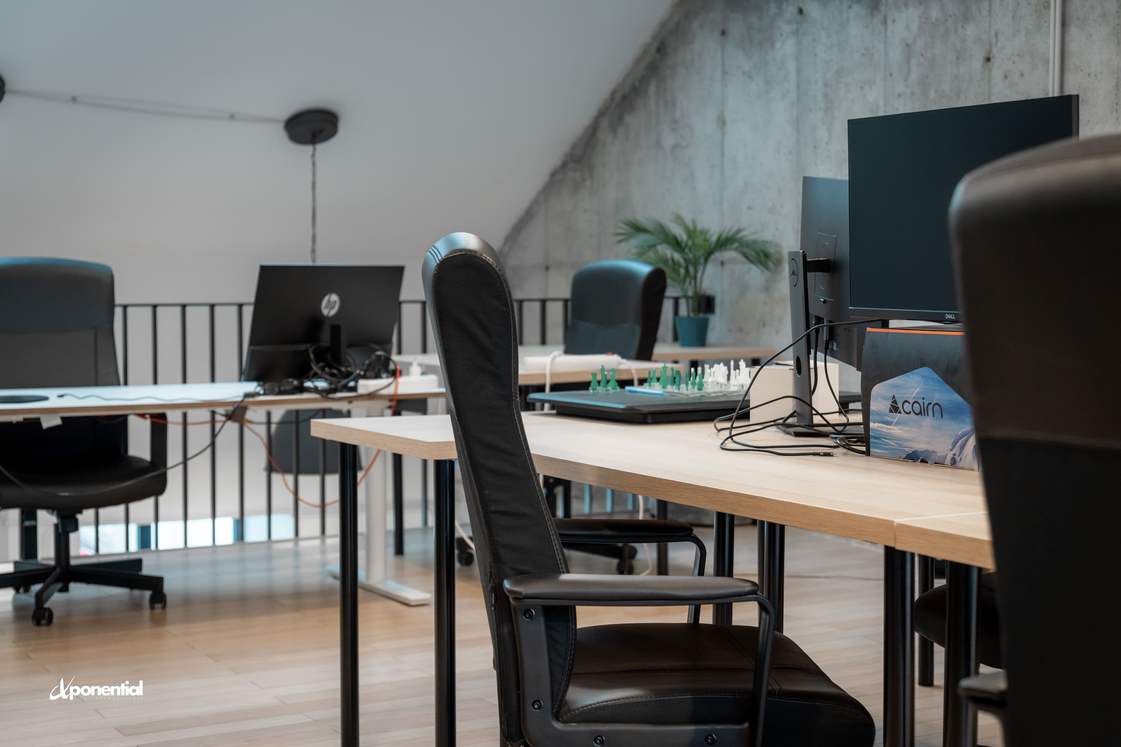 Hot Desk