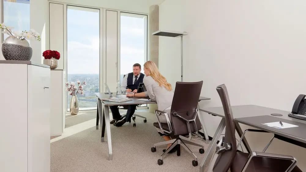Private office for 5 persons