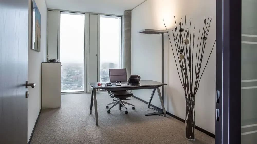 Private office for 2 persons