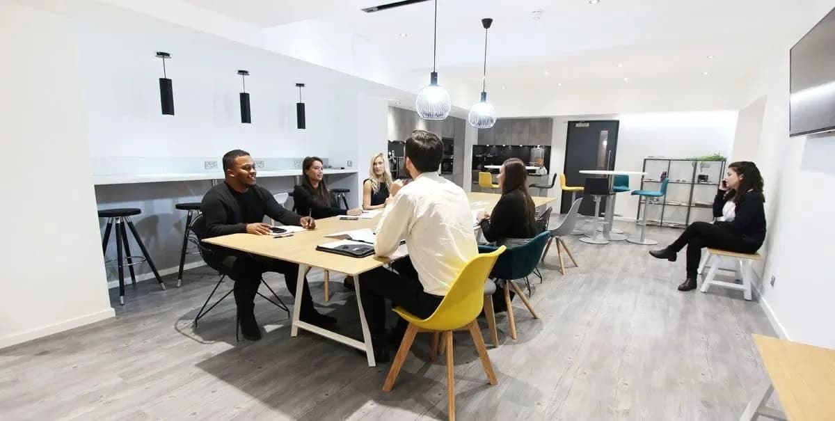Open-space desk