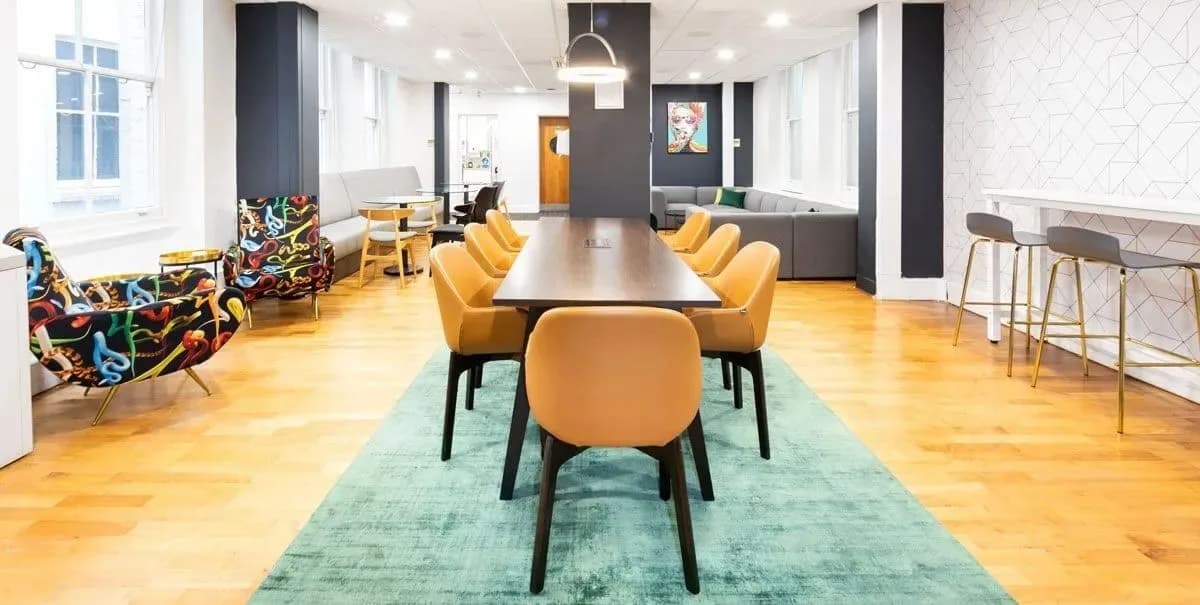 Open-space desk