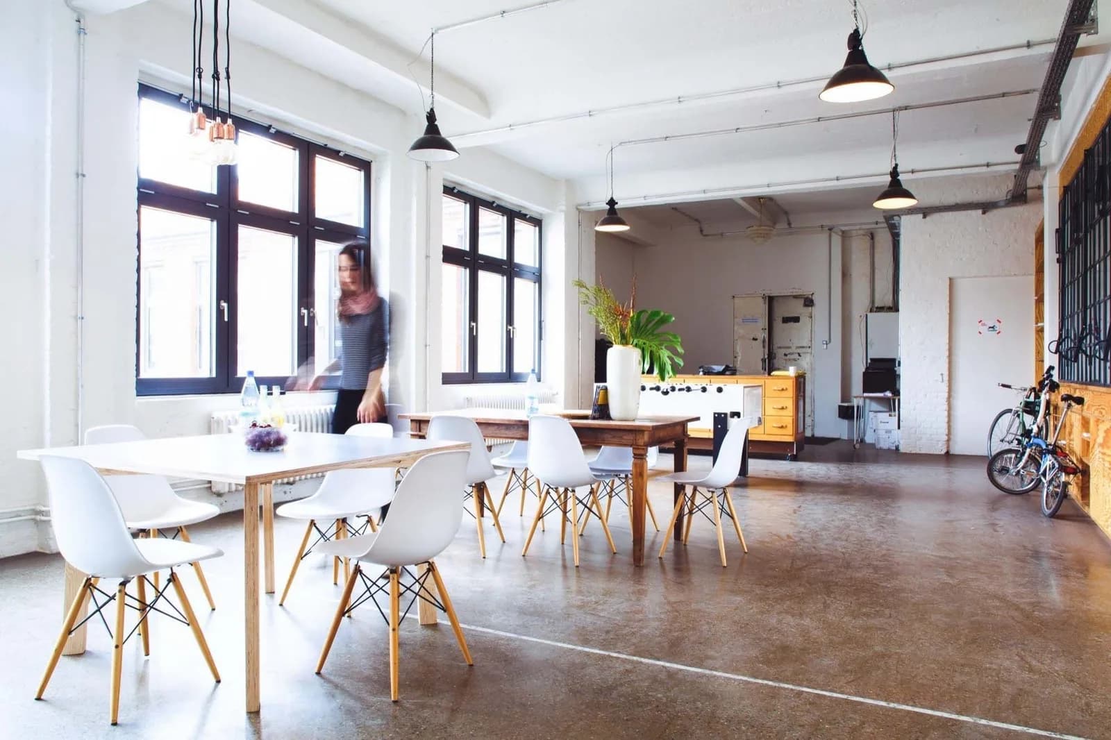 Open-space desk