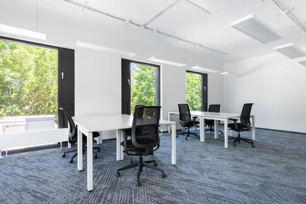 Private office 6 people
