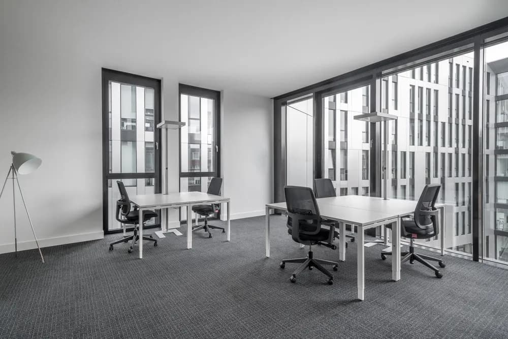 Private office 5 people
