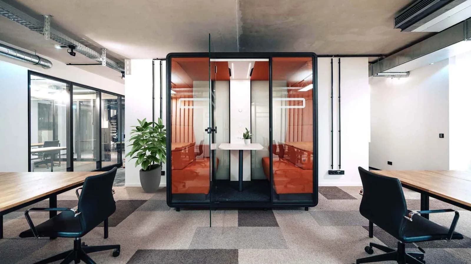 Open-space desk