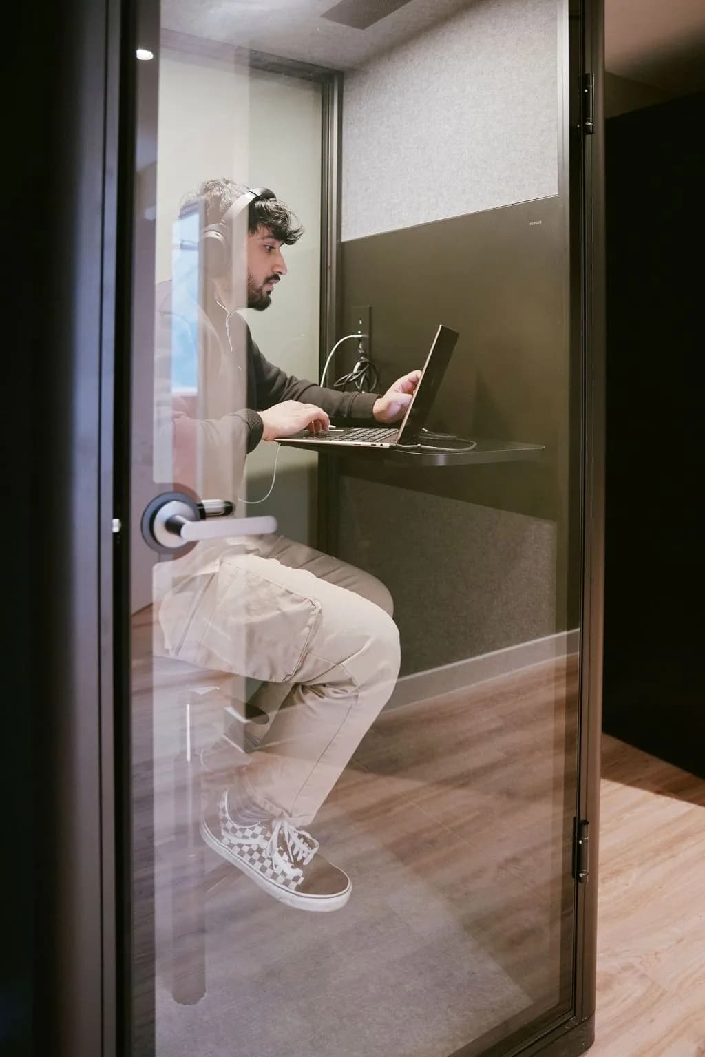 Open-space desk