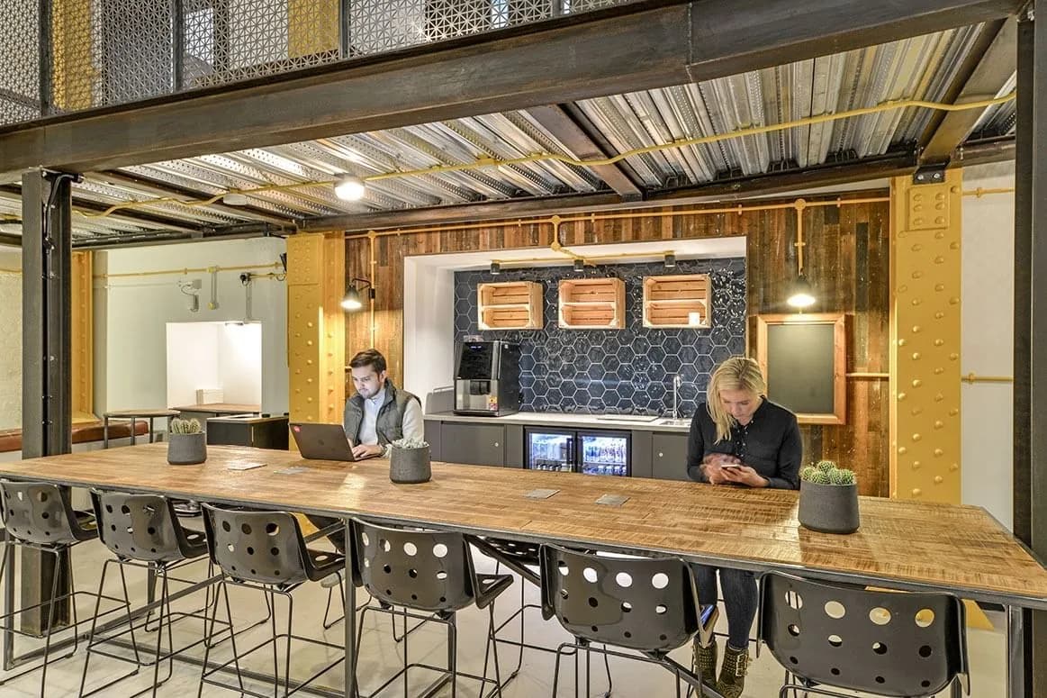Open-space desk