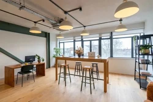 Open-space desk