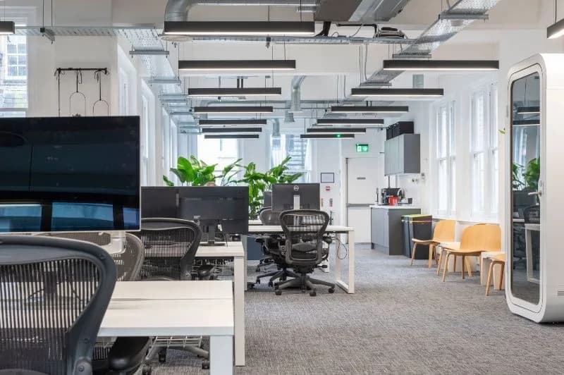 Open-space desk