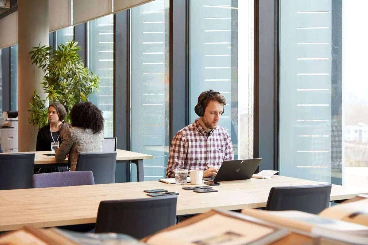 Private office (price per desk)