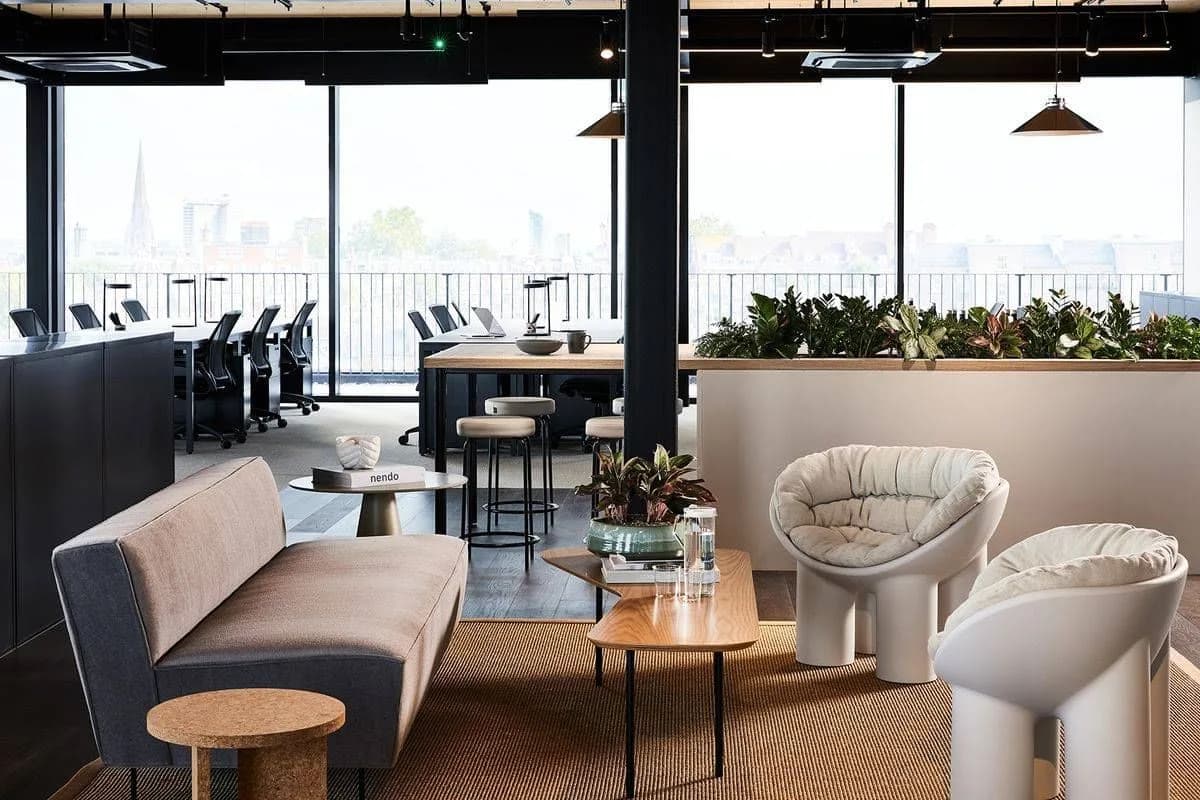 Open-space desk