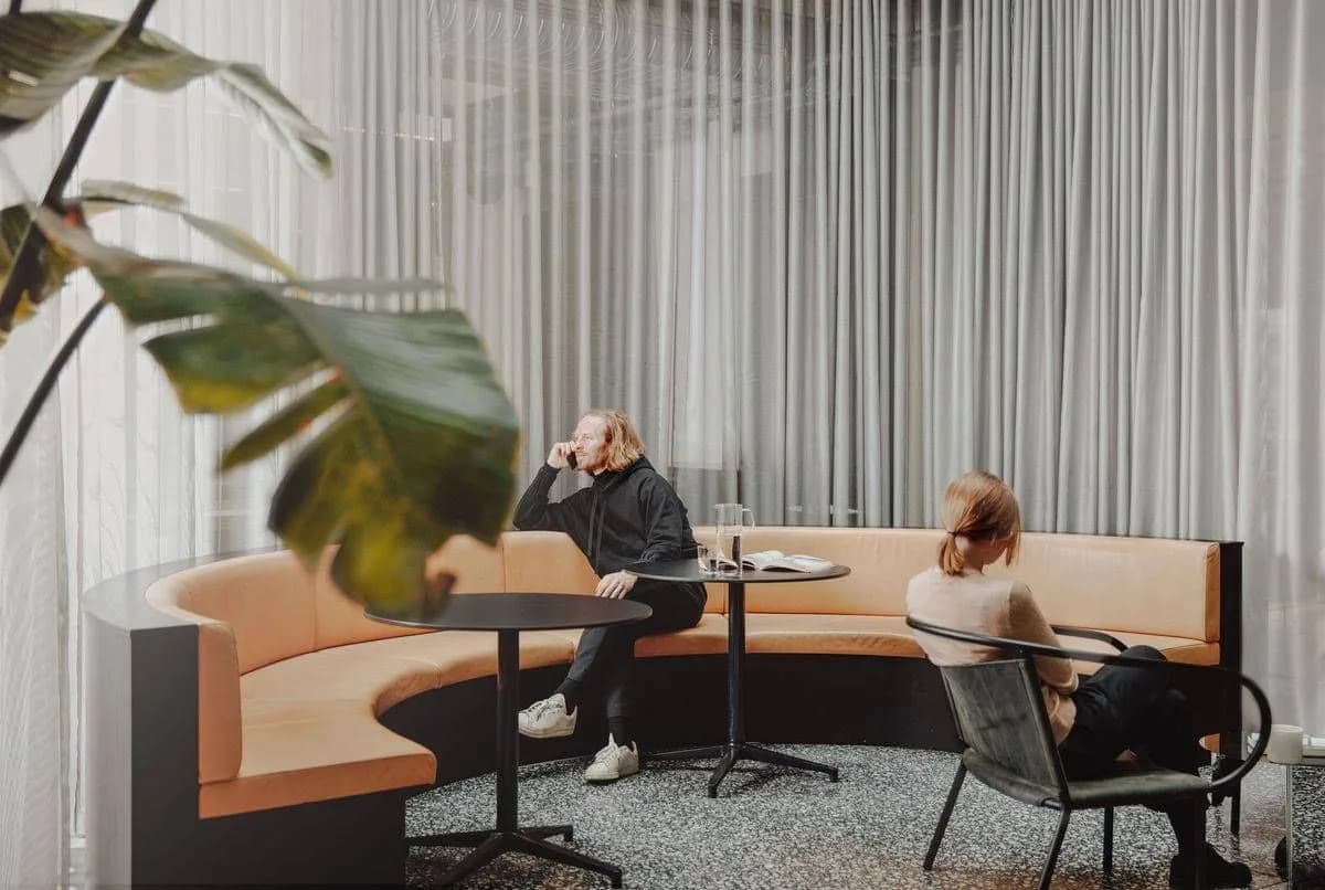 Open-space desk