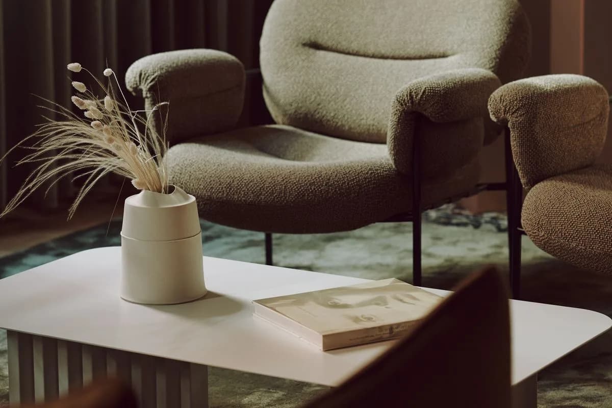 Open-space desk
