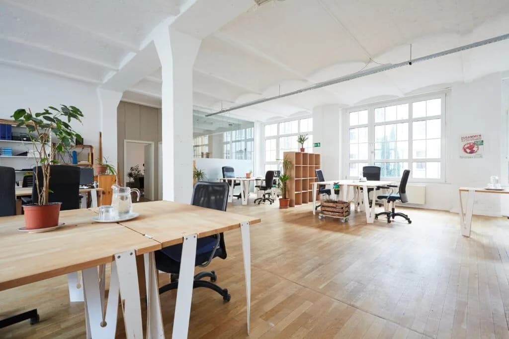 Open-space desk