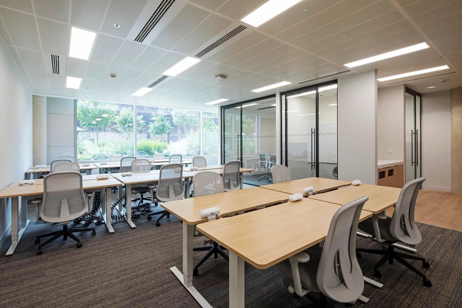 Private office (price per desk)