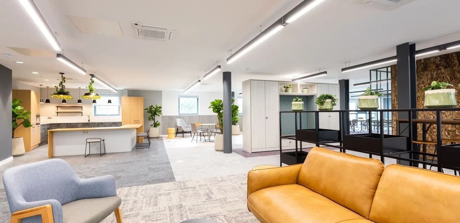 Open-space desk