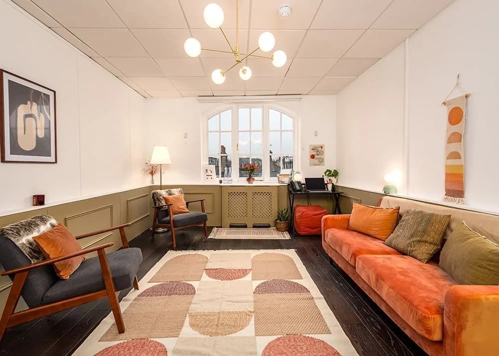 Open-space desk