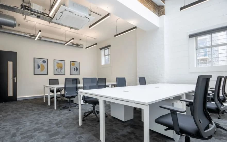 Open-space desk