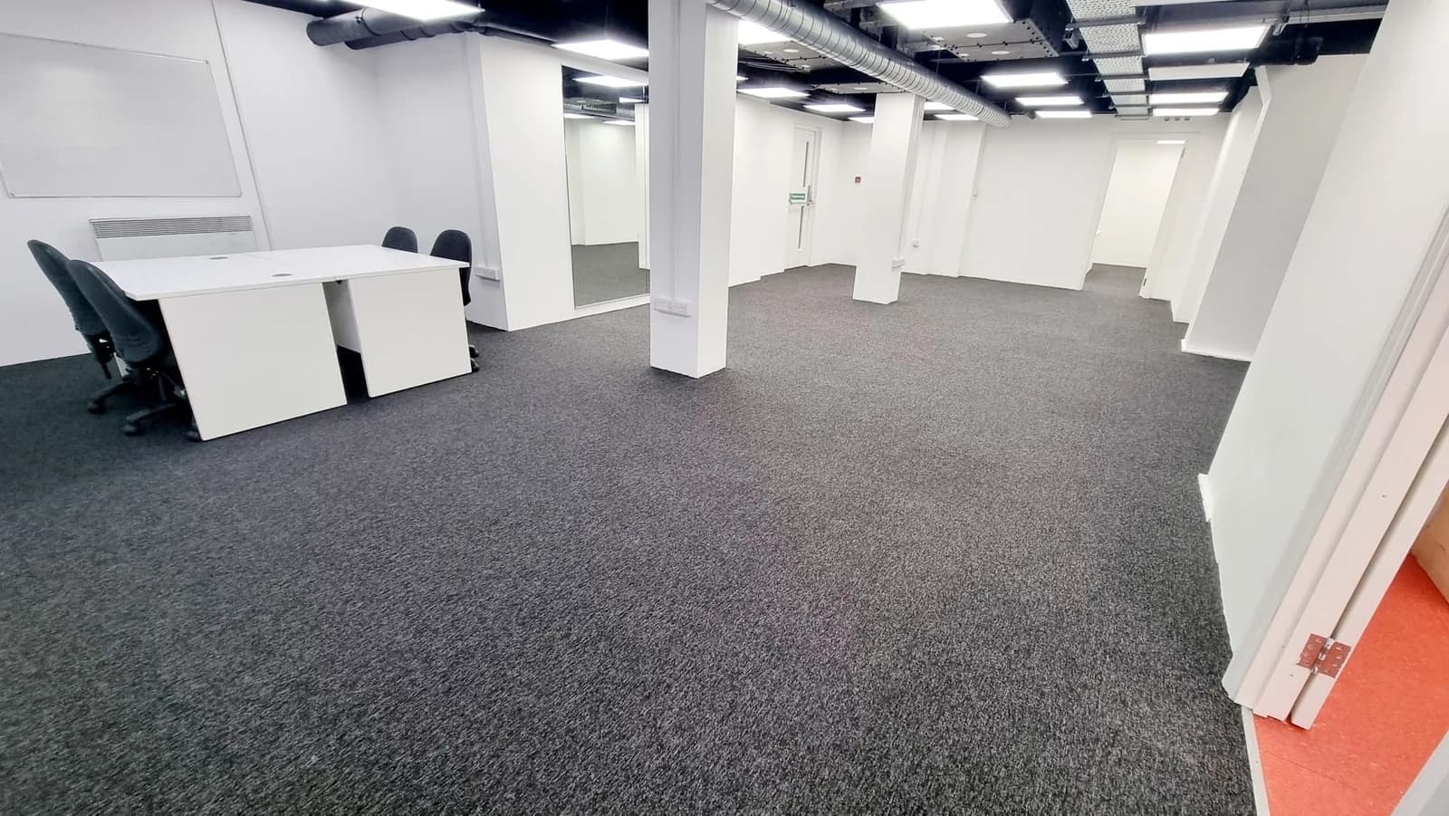 Open-space desk