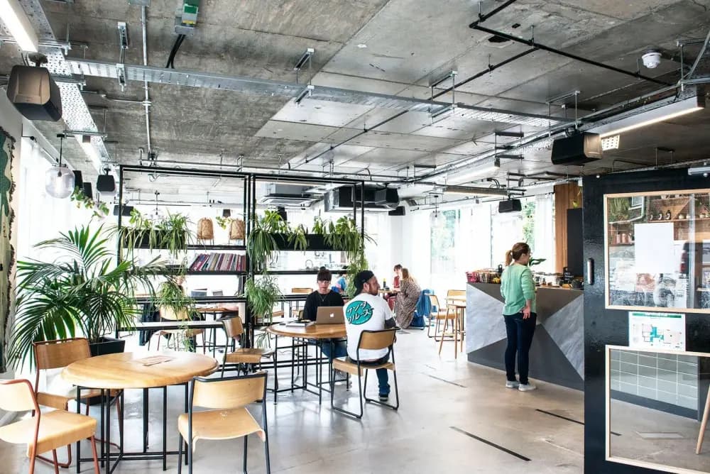 Coworking Desk