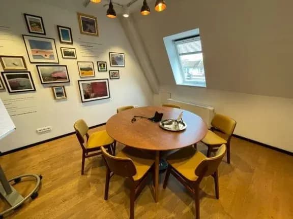 Meeting Room M52