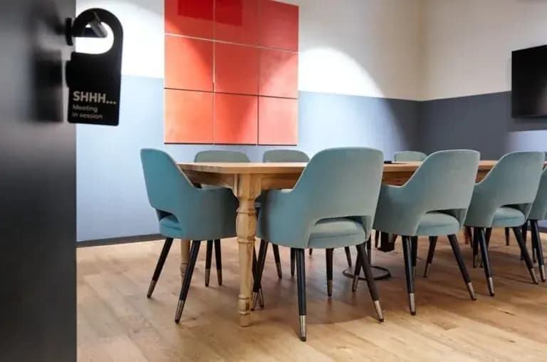 Meeting Room M76