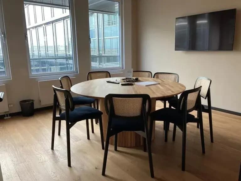Meeting Room M104