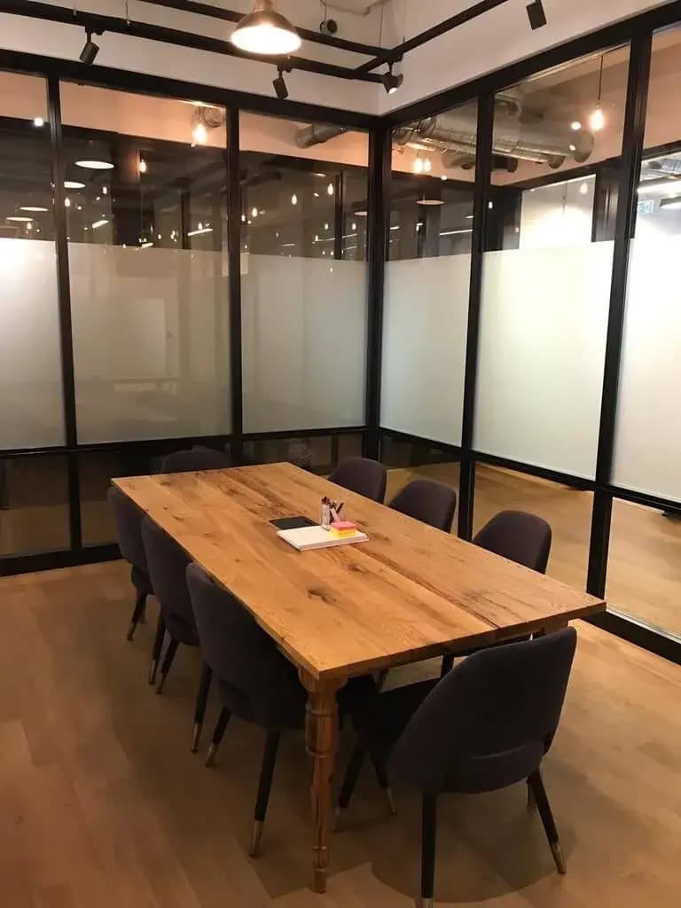 Meeting Room M13