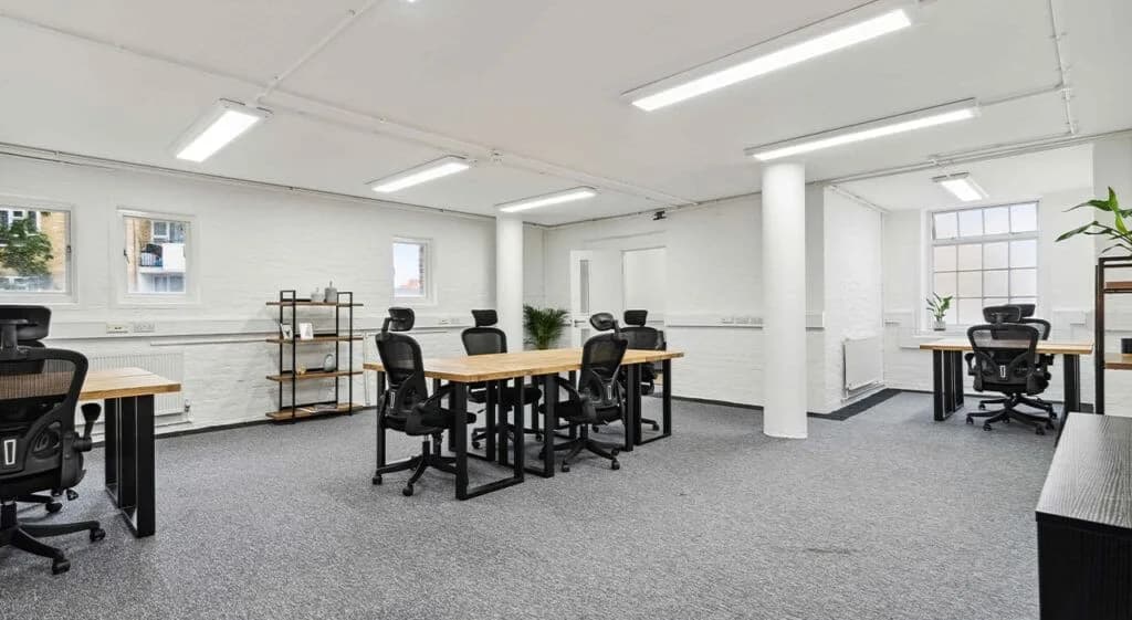 Open-space desk